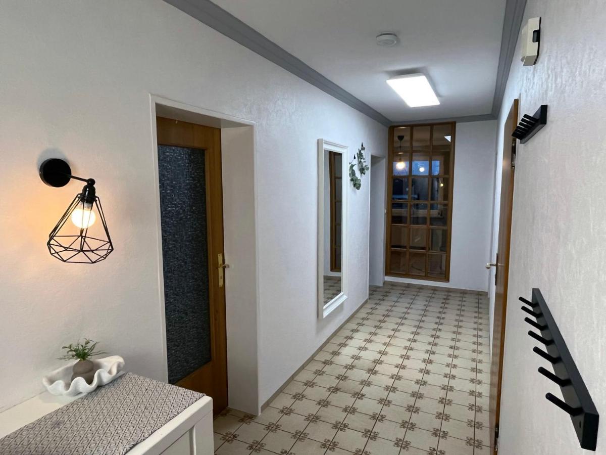 גרולסטיין Wohnung Mit Panoramablick מראה חיצוני תמונה