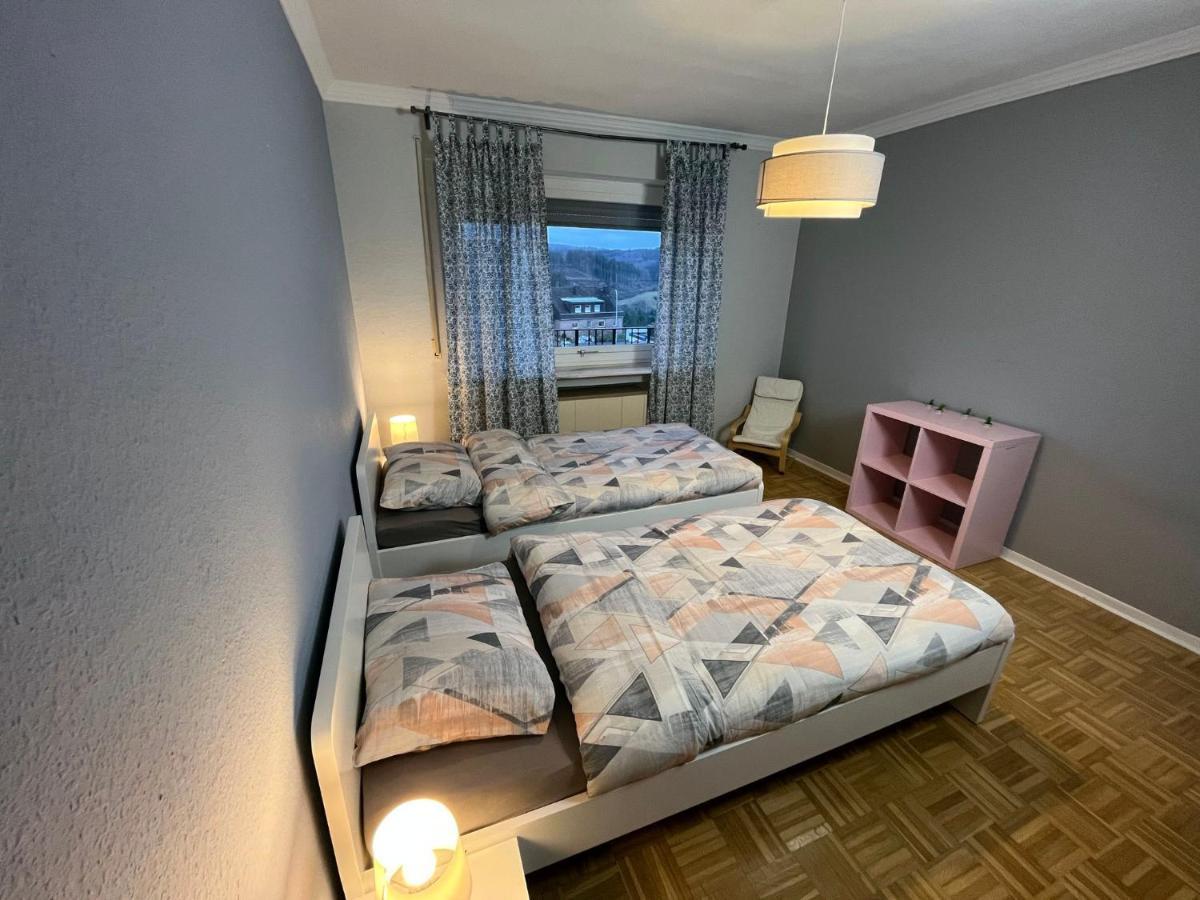 גרולסטיין Wohnung Mit Panoramablick מראה חיצוני תמונה